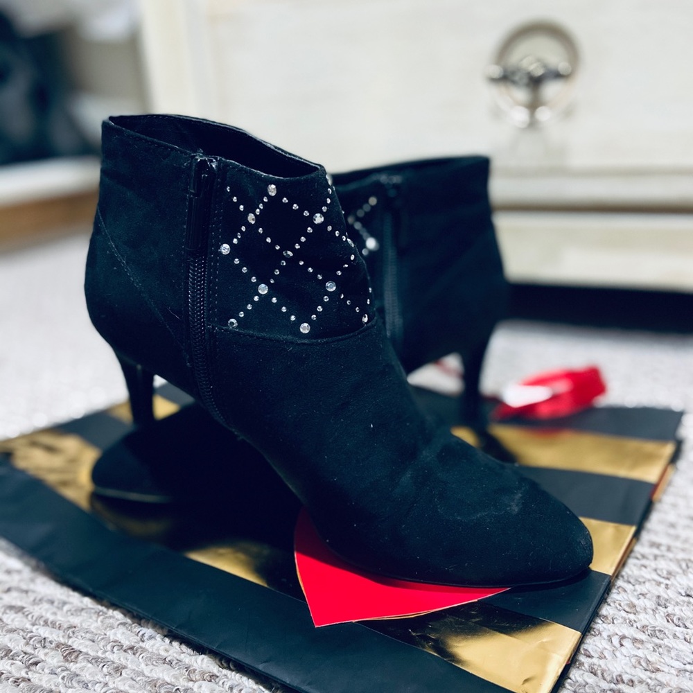 Studded booties - Picture 5 of 5